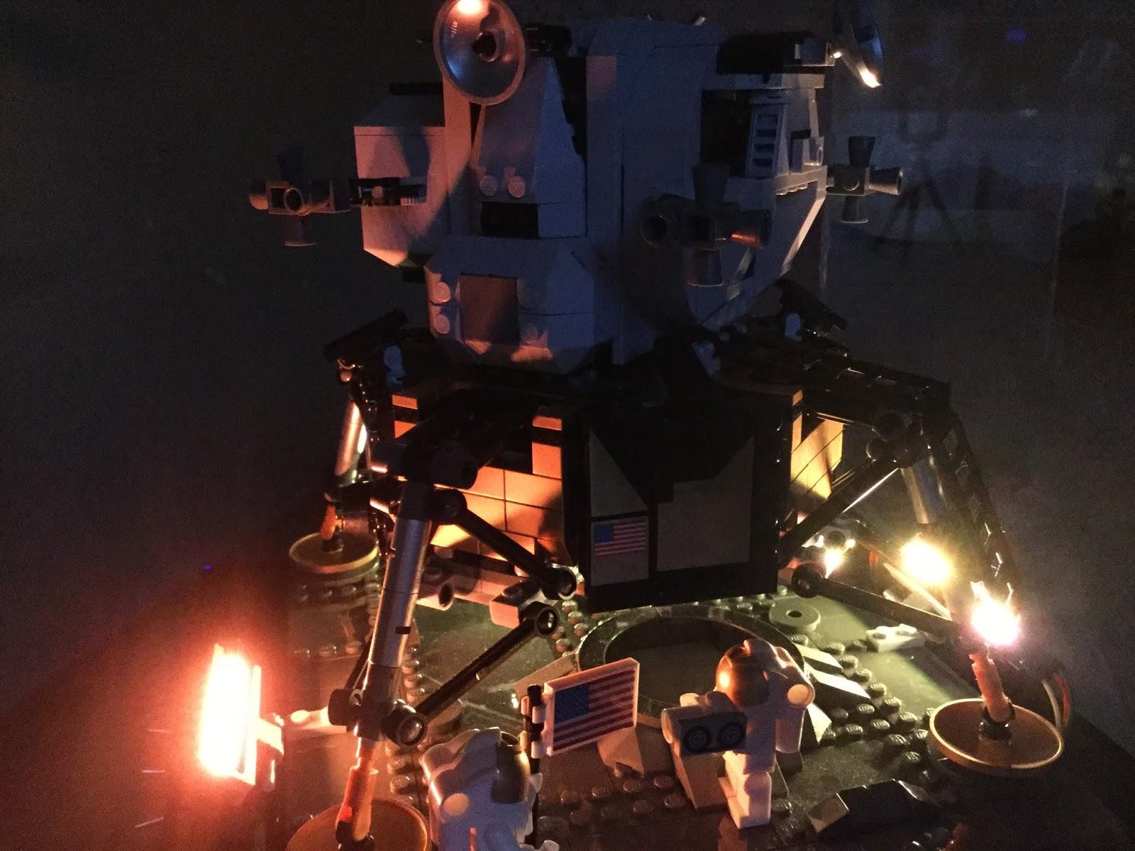 1590774029 576 LEGO Apollo Lunar Lander connecte a un Raspberry Pi est