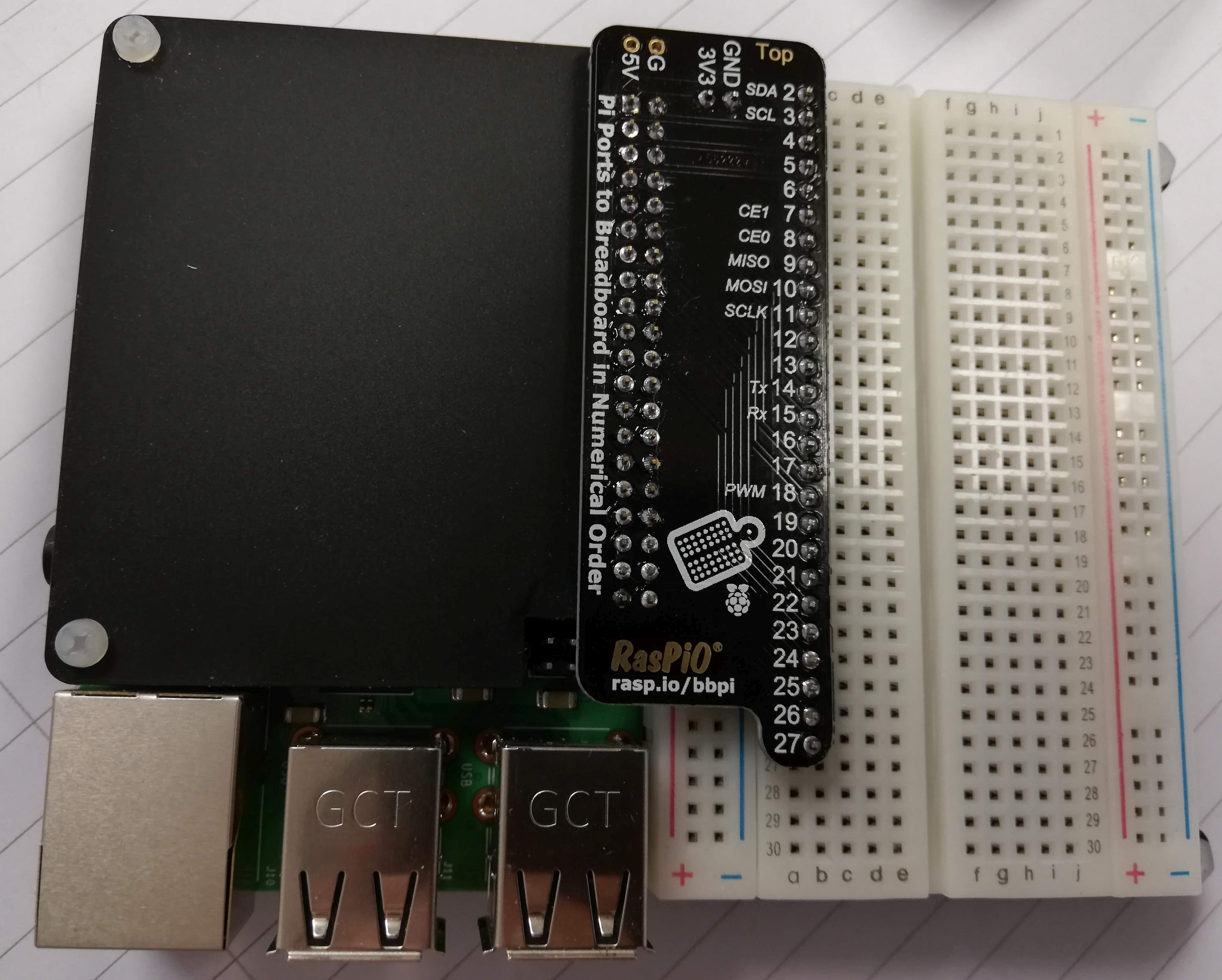 Pratique avec le Breadboard Pi Bridge de @ RasPiO1 pour le Raspberry Pi - une plate-forme de prototypage simple et très solide 2 1590817311 163 Pratique avec le Breadboard Pi Bridge de @ RasPiO1 pour