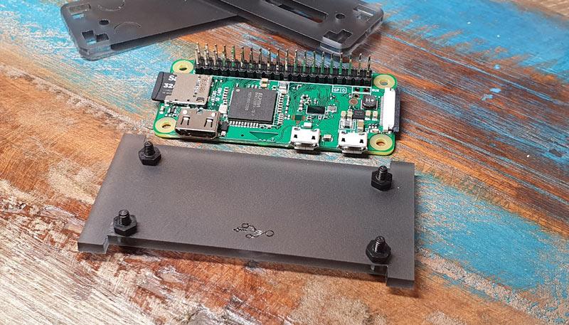 1591856913 507 Pi Zero Case for Waveshare 213 Instructions dassemblage de lecran