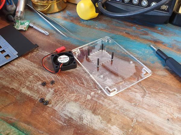 1591857221 530 Guide de montage du boitier Raspberry Pi 4 avec ventilateur