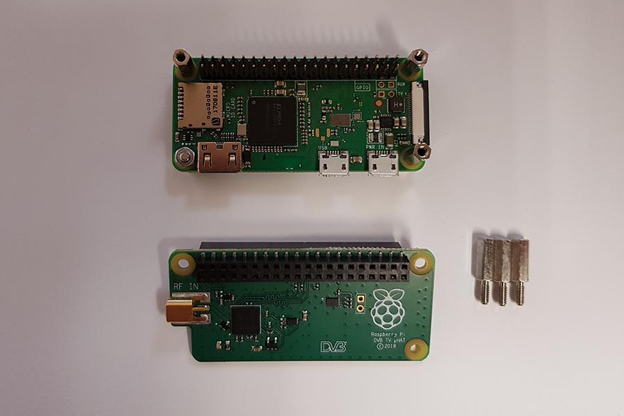 1591903810 293 Guide dassemblage du boitier du TV HAT Raspberry Pi Zero