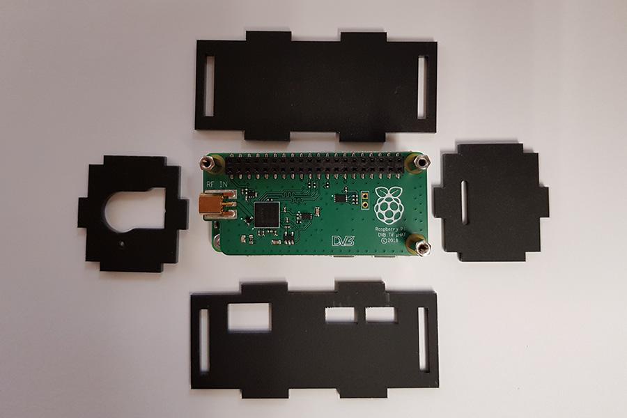1591903811 241 Guide dassemblage du boitier du TV HAT Raspberry Pi Zero