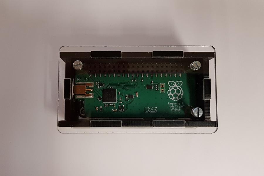 1591903811 883 Guide dassemblage du boitier du TV HAT Raspberry Pi Zero