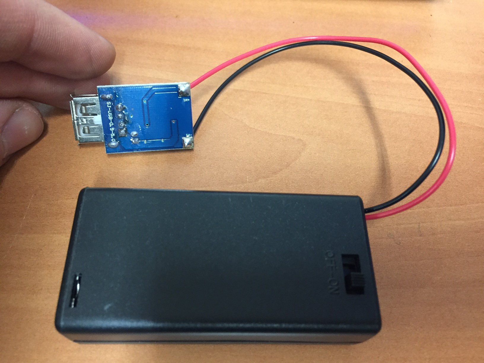 1592208011 498 Execution dun Raspberry Pi Zero a partir dune batterie AA