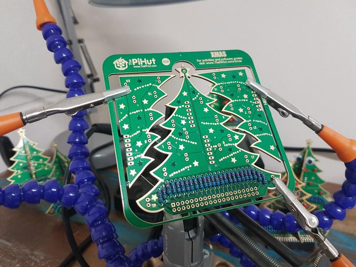 1592215213 532 Instructions dassemblage de larbre de Noel 3D pour Raspberry Pi