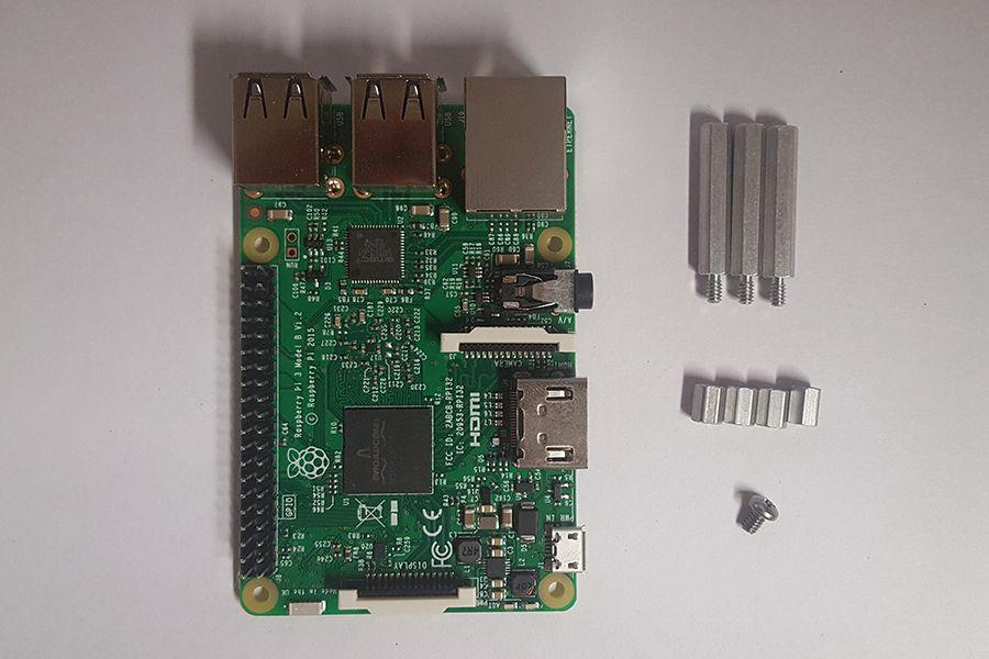 1592346610 825 Instructions de montage du boitier de la camera Nwazet Pi