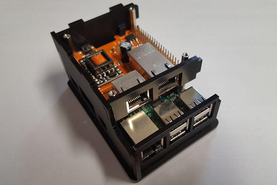 1592371808 360 Assemblage du boitier HAT du commutateur PoE