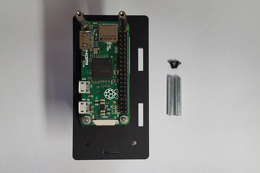 1592384408 536 Instructions de montage du boitier de la camera Pi Zero