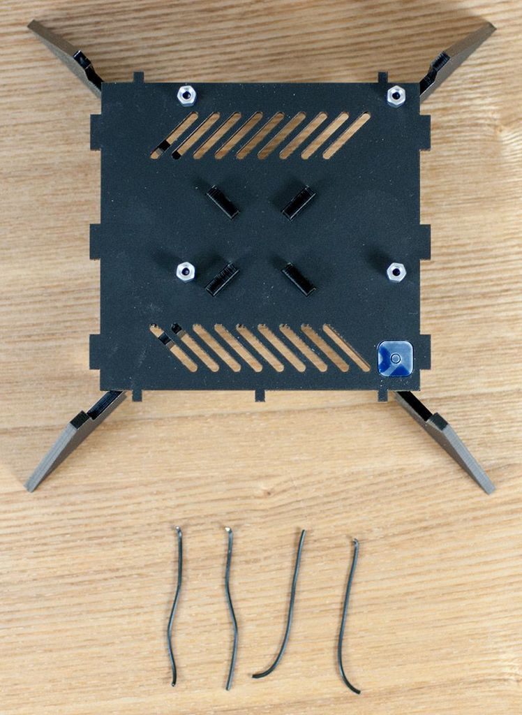 1592404207 130 Instructions dassemblage du boitier de la tete Nwazet Pi