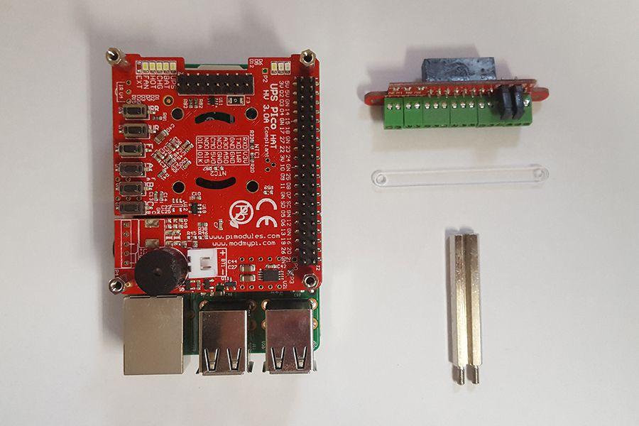 1592469005 517 Boitiers pour onduleurs PIco grands Instructions de montage