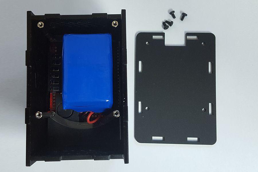 1592469007 799 Boitiers pour onduleurs PIco grands Instructions de montage