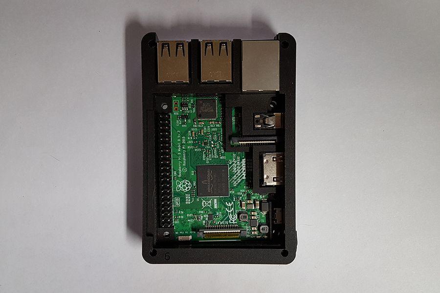 Instructions officielles d'assemblage du boîtier OSMC Raspberry Pi 8 1592494209 329 Instructions officielles dassemblage du boitier OSMC Raspberry Pi