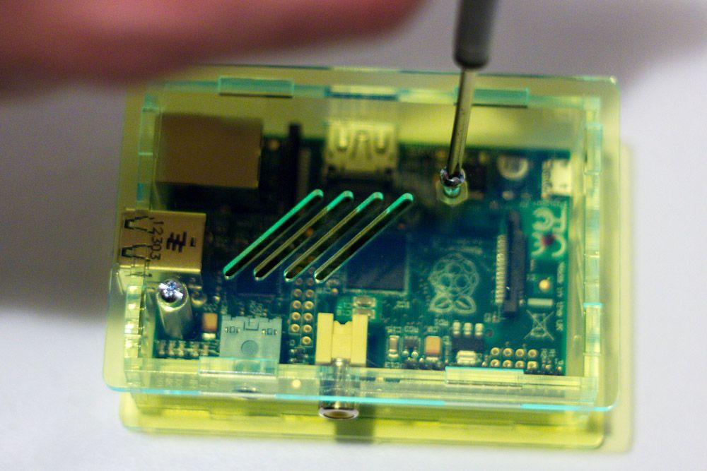 1592506812 577 Instructions de montage du boitier transparent Nwazet