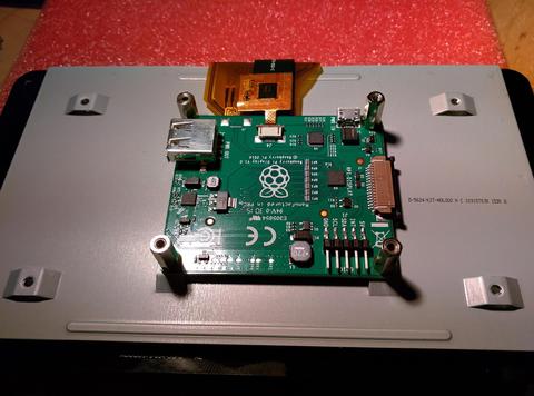 1592627404 629 Guide dassemblage de lecran tactile du Raspberry Pi 7
