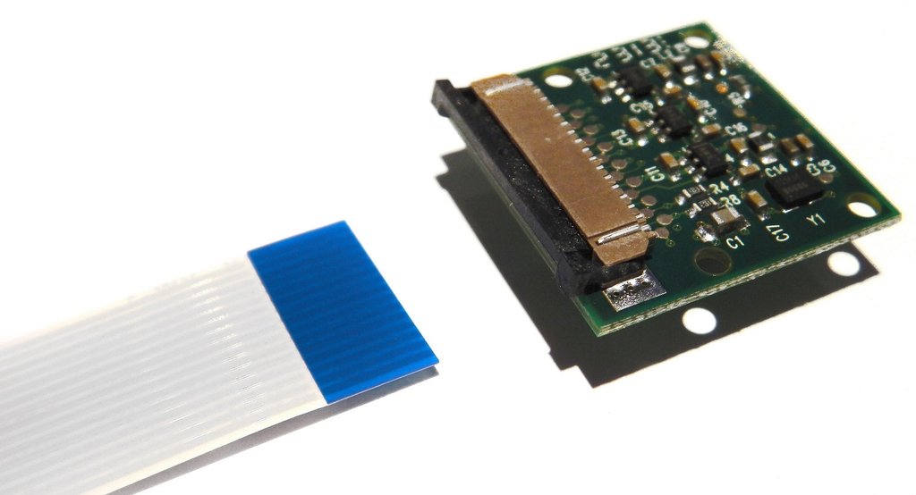1592980204 466 Comment remplacer le cable de la camera Raspberry Pi