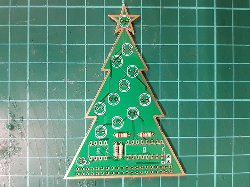 1593383407 637 Guide de soudure darbre de Noel