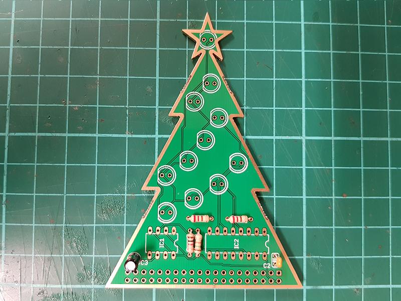 1593383409 547 Guide de soudure darbre de Noel