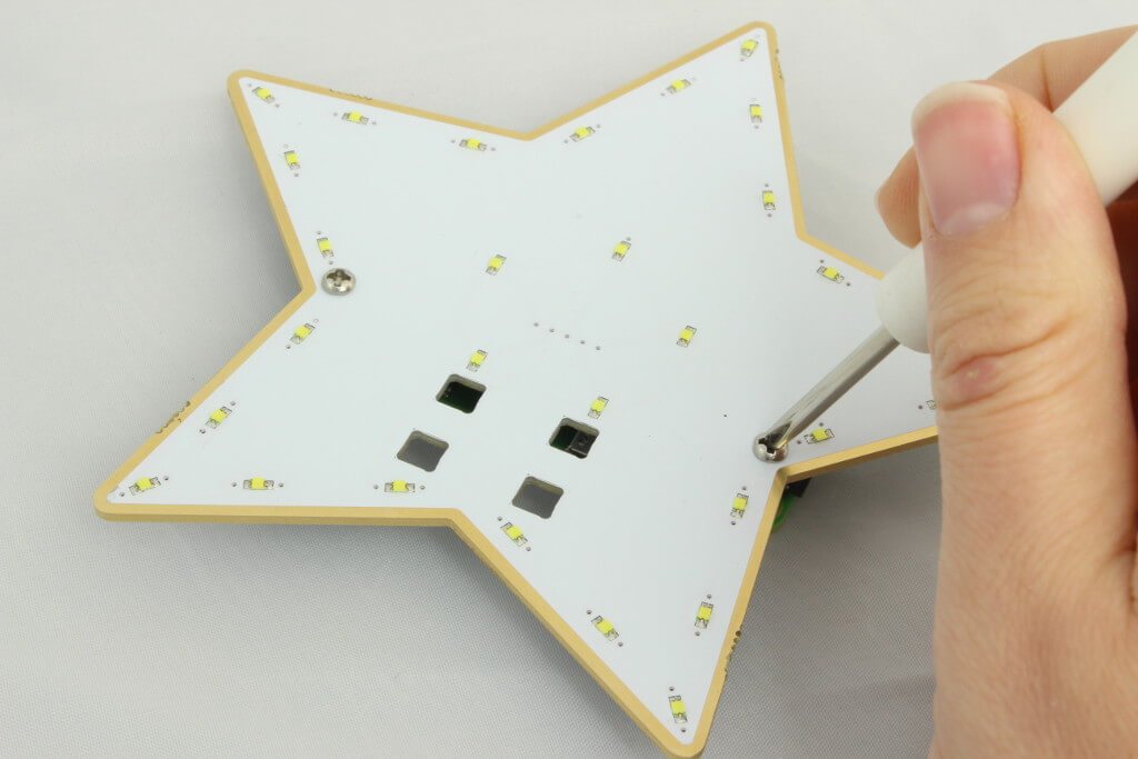 1593388808 662 Guide des etoiles de Noel