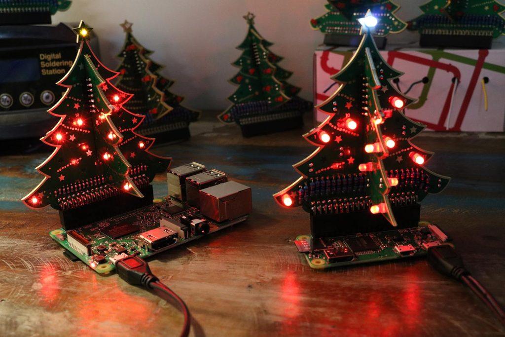 Instructions dassemblage de larbre de Noel 3D pour Raspberry Pi.JPGv1510937551