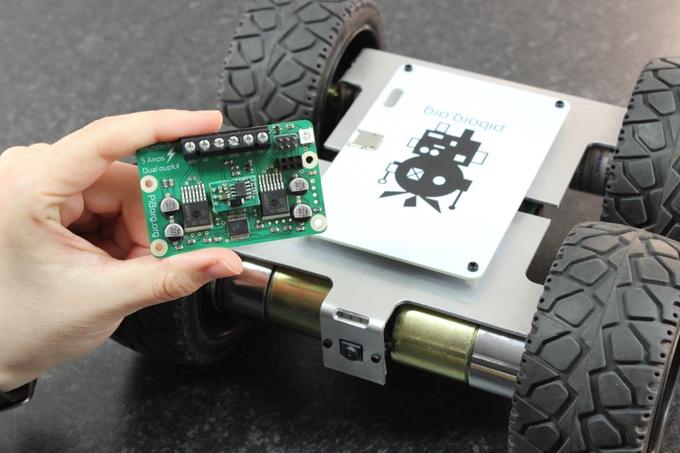 Le nouveau Kickstarter robotique Pi Borg est un monstre - et un très beau monstre! 1 Le nouveau Kickstarter robotique Pi Borg est un monstre - et un très beau monstre!