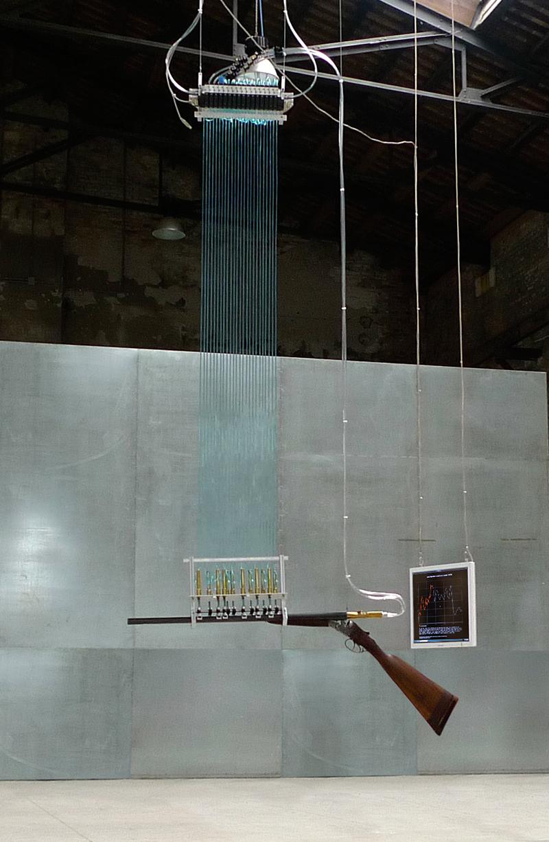 Une installation d'art du pistolet joue de la musique d'un Raspberry Pi basée sur les exportations d'armes américaines 1 Une installation d'art du pistolet joue de la musique d'un Raspberry Pi basée sur les exportations d'armes américaines