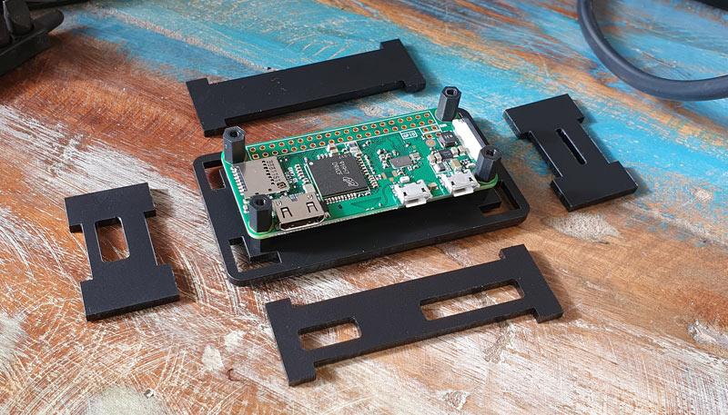 1597766409 147 Instructions dassemblage du boitier Raspberry Pi Zero