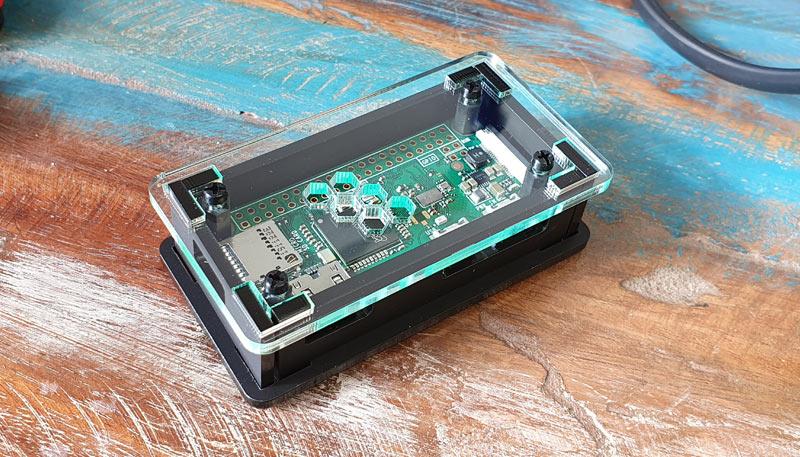 1597766409 927 Instructions dassemblage du boitier Raspberry Pi Zero