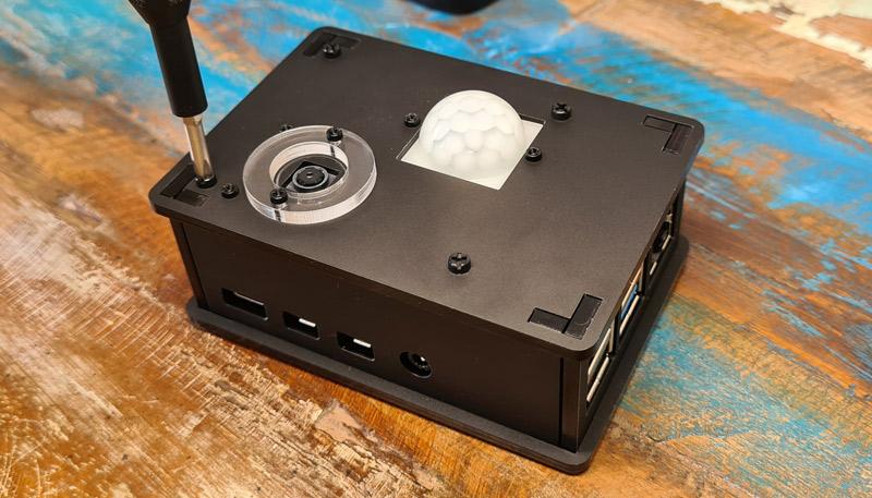 1598005807 341 Instructions de montage du boitier de la camera PIR