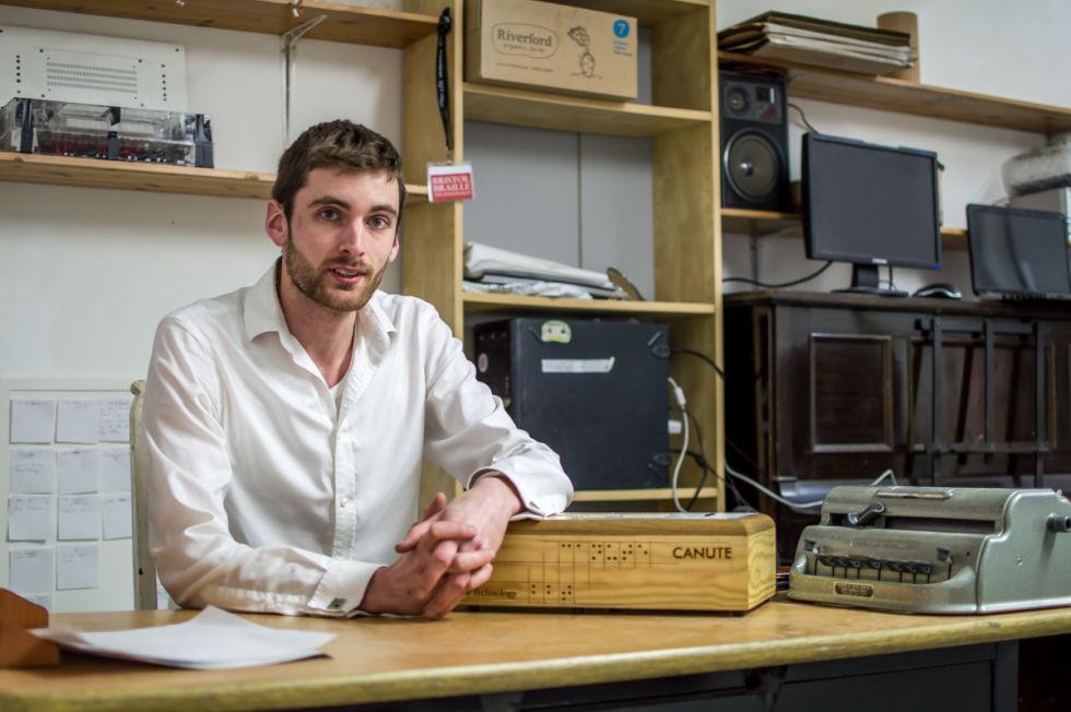 Prototype de lecteur de livre électronique en braille basé sur Raspberry Pi