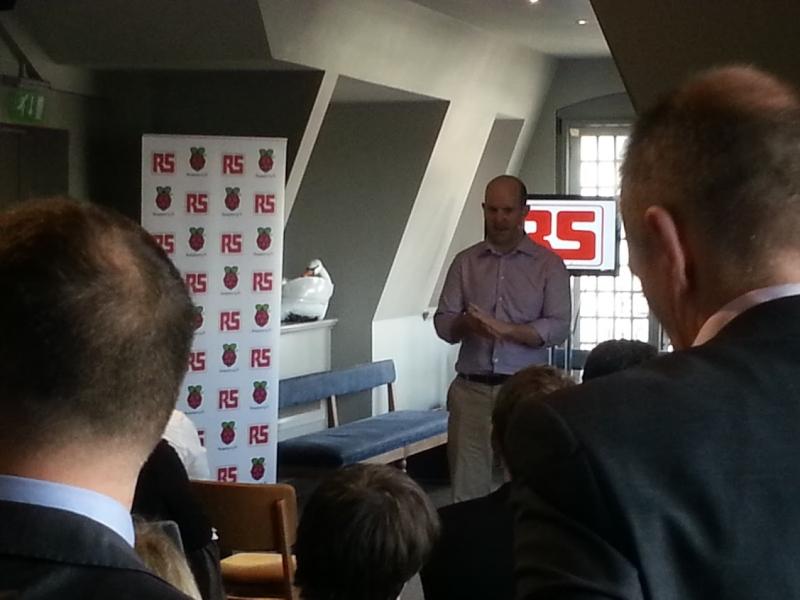 eben_at_press_conference