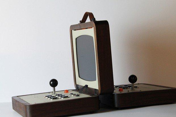 Consoles de jeu Raspberry Pi modèle A + avec boîtier en noyer