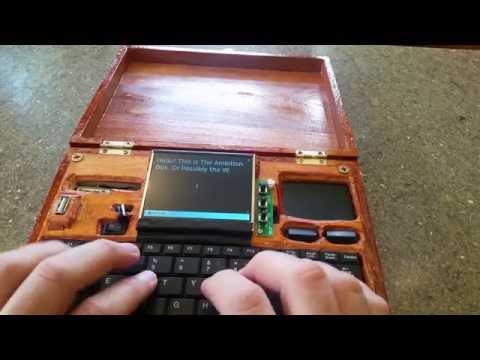 Boîte de traitement de texte personnalisée alimentée par Raspberry Pi