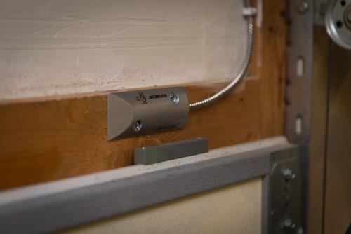 Envoi d'e-mails, tweets, SMS de porte de garage avec un Raspberry Pi