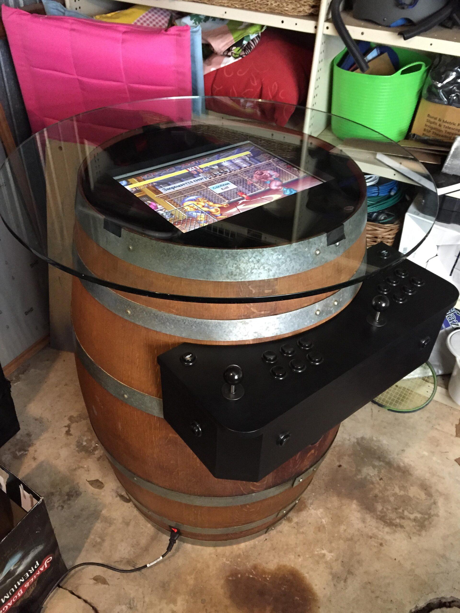 Le tonneau à vin devient une armoire d'arcade avec un Raspberry Pi