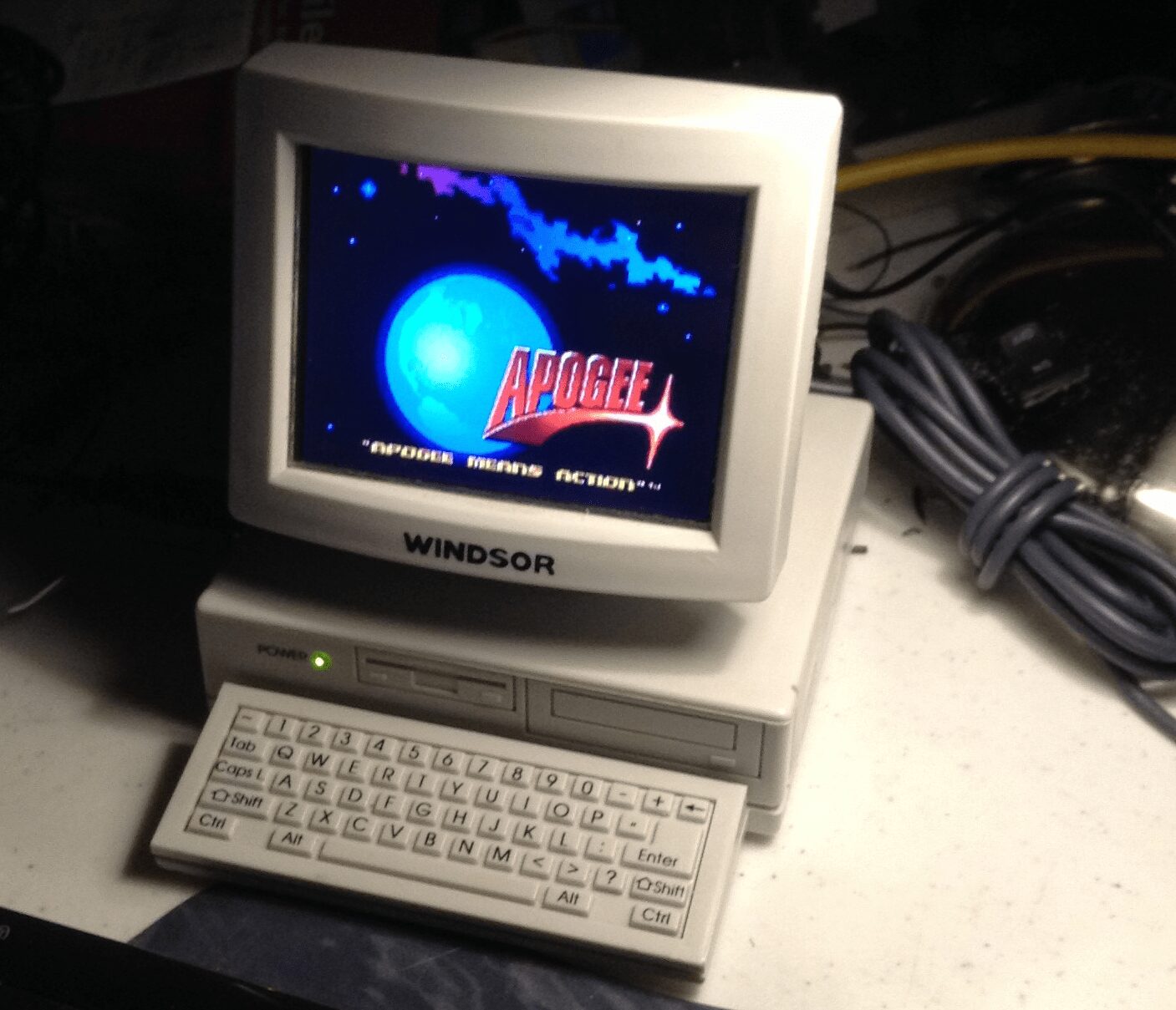 La radio nouveauté devient un ordinateur fonctionnel avec un #RaspberryPi