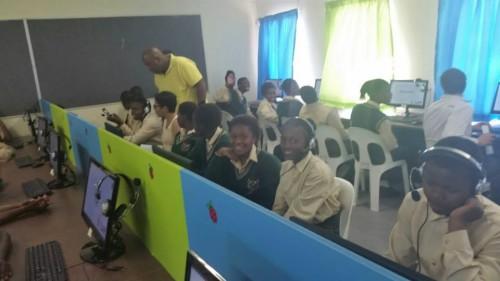 Un laboratoire informatique sud-africain alimenté par Raspberry Pis est mis en service