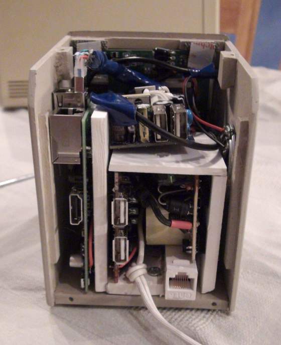 Le plus petit Mac du monde a un #RaspberryPi sous le capot 2 1606386173 53 Le plus petit Mac du monde a un RaspberryPi sous