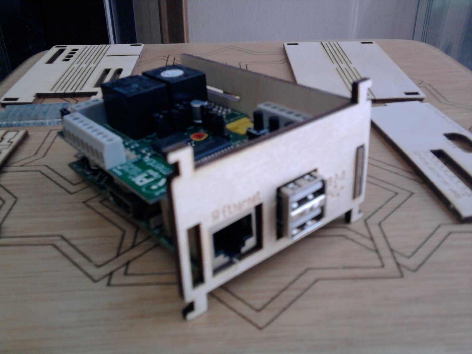 étui pour appareil photo Raspberry Pi (pi-tri-cam) |  eBay