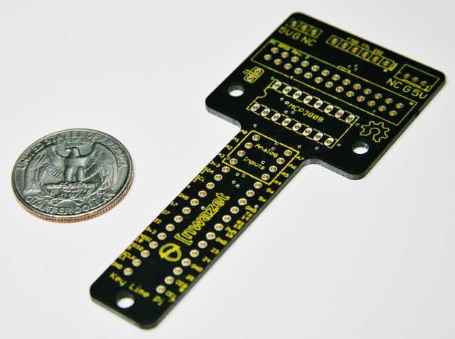 Nouveau breakout GPIO avec entrées analogiques de Nwazet pour le #RaspberryPi