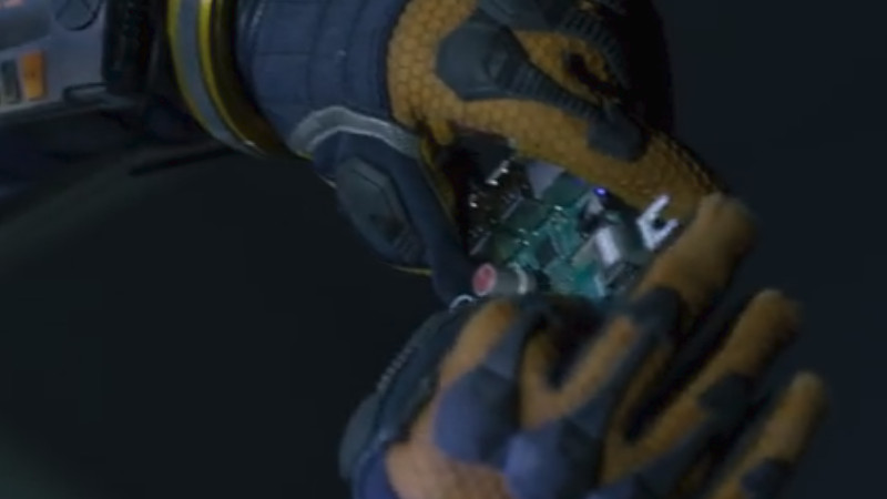 Pi dans Lost in Space de Netflix