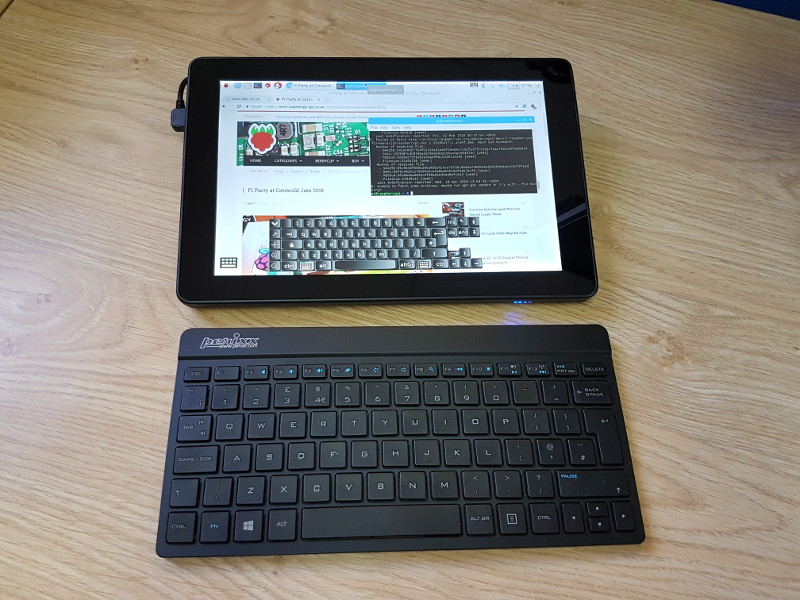 RasPad avec clavier Bluetooth Perixx