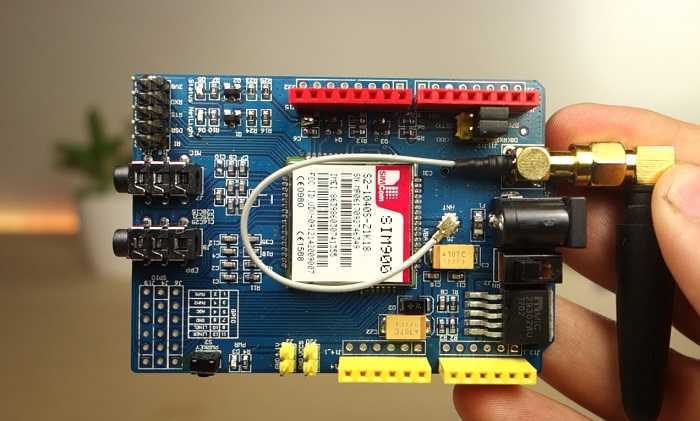 1642271765 12 Controler la lampe 12V via SMS avec Arduino