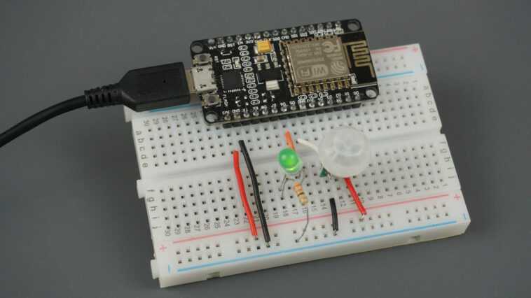 Interruptions et minuteries ESP8266 utilisant l'IDE Arduino (NodeMCU) 1 Interruptions et minuteries ESP8266 utilisant l'IDE Arduino (NodeMCU)