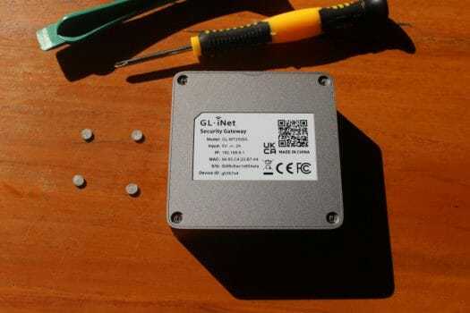 Démontage du GL-MT2500A Démontage du GL-MT2500A