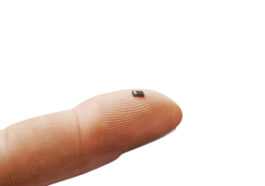Voici à quoi ressemble une micro-batterie de 100 µAh