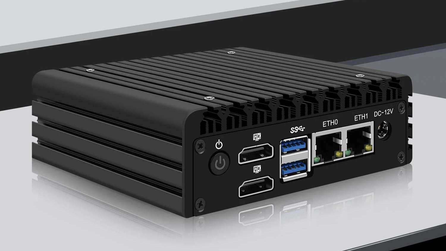 Mini PC sans ventilateur CWWK x86-P5 avec deux ports 2,5 GbE livré avec un processeur Intel Core i3-N305 42 x86-P5 mini PC
