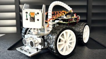 Test SunFounder PiCar-X 2.0 - Une voiture robot Raspberry Pi 4 AI programmable avec Blockly ou Python