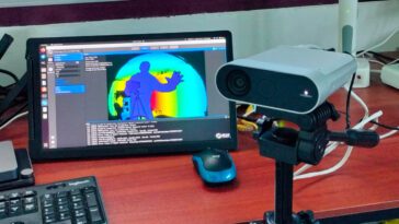 Examen de la caméra de profondeur Femto Mega 3D - OrbbecViewer et Orbbec SDK dans Ubuntu 22.04, suivi du corps dans Windows 11