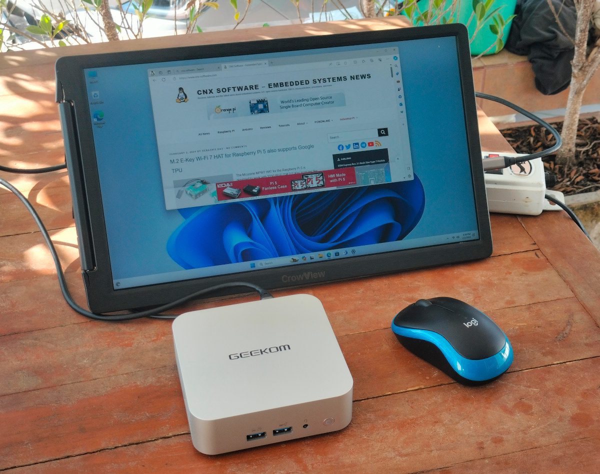 Examen du mini PC GEEKOM A7 - Partie 1 : spécifications, déballage, démontage et premier démarrage