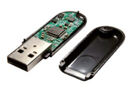 Ovrdrive USB est une clé USB open source axée sur la confidentialité qui peut s'autodétruire (financement participatif)